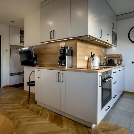 Rentplanet - Plac Nowy Targ Wrocław