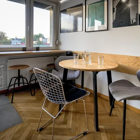 Rentplanet - Plac Nowy Targ * Wrocław