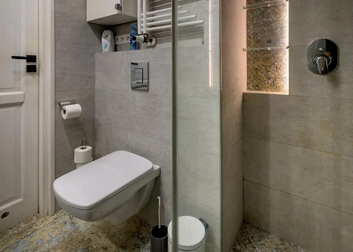 Rentplanet - Plac Nowy Targ